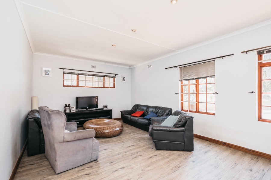 To Let 3 Bedroom Property for Rent in Kenridge Western Cape